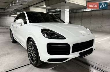 Внедорожник / Кроссовер Porsche Cayenne 2019 в 