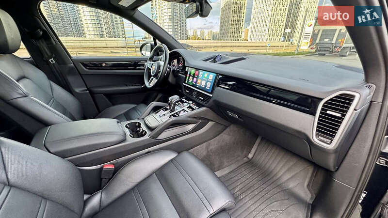 Позашляховик / Кросовер Porsche Cayenne 2019 в Києві