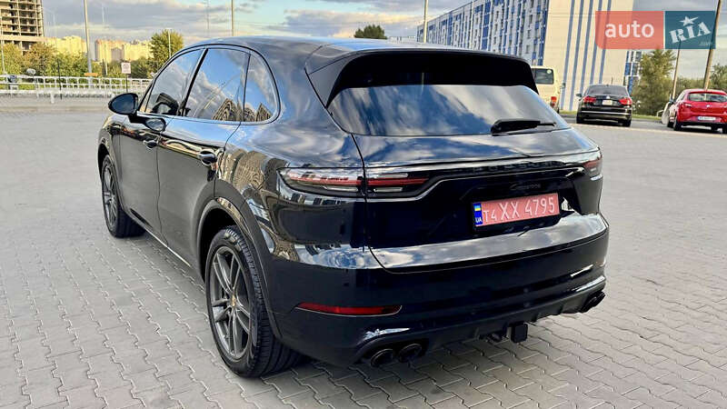 Позашляховик / Кросовер Porsche Cayenne 2019 в Києві