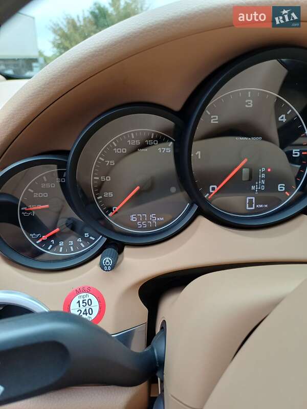 Позашляховик / Кросовер Porsche Cayenne 2013 в Дніпрі