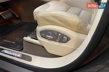 Внедорожник / Кроссовер Porsche Cayenne 2013 в 