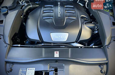 Внедорожник / Кроссовер Porsche Cayenne 2013 в 