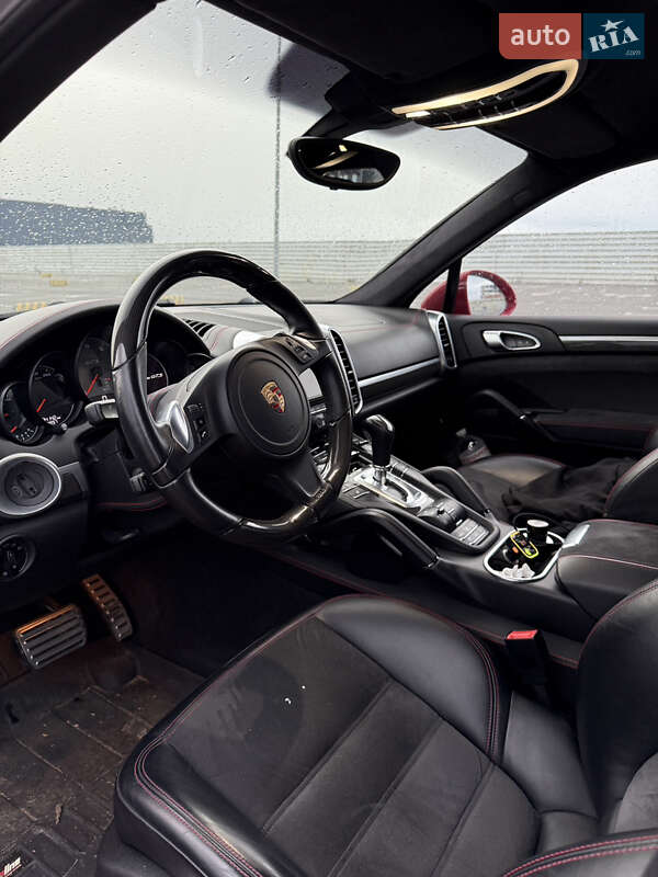 Внедорожник / Кроссовер Porsche Cayenne 2013 в Львове