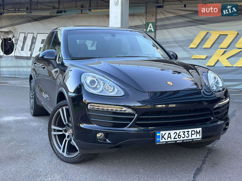Позашляховик / Кросовер Porsche Cayenne 2012 в Києві