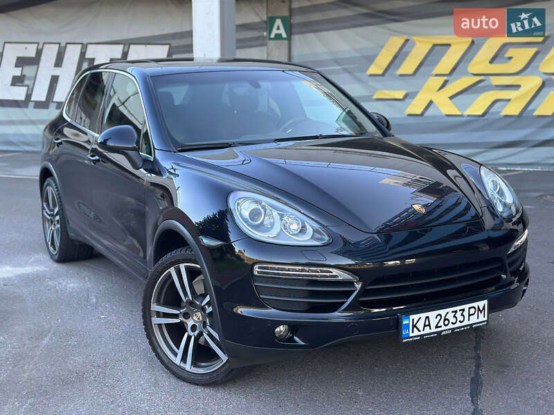 Позашляховик / Кросовер Porsche Cayenne 2012 в Києві