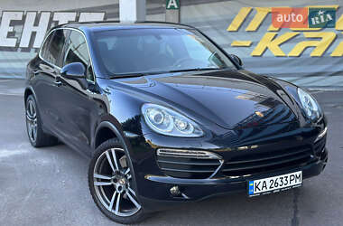 Позашляховик / Кросовер Porsche Cayenne 2012 в 