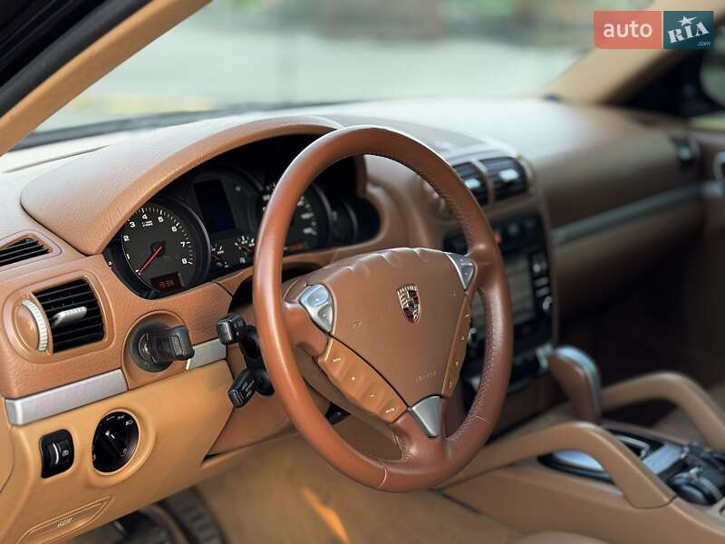 Позашляховик / Кросовер Porsche Cayenne 2008 в Луцьку