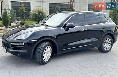 Внедорожник / Кроссовер Porsche Cayenne 2011 в 