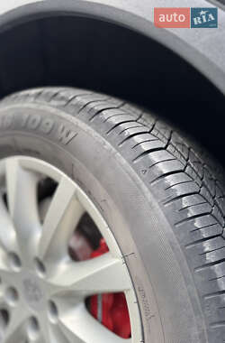 Внедорожник / Кроссовер Porsche Cayenne 2011 в 