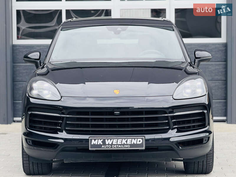 Позашляховик / Кросовер Porsche Cayenne 2018 в Мукачевому