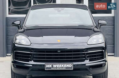 Внедорожник / Кроссовер Porsche Cayenne 2018 в 