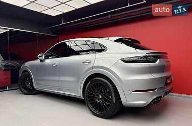 Позашляховик / Кросовер Porsche Cayenne 2020 в 