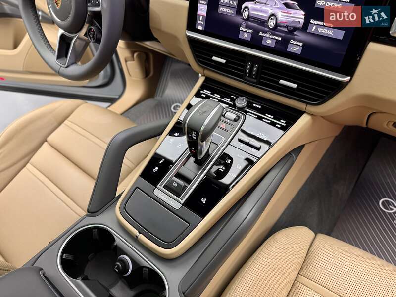 Позашляховик / Кросовер Porsche Cayenne 2020 в Києві