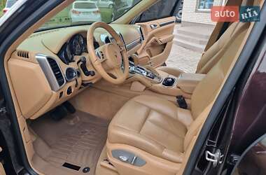 Внедорожник / Кроссовер Porsche Cayenne 2013 в 