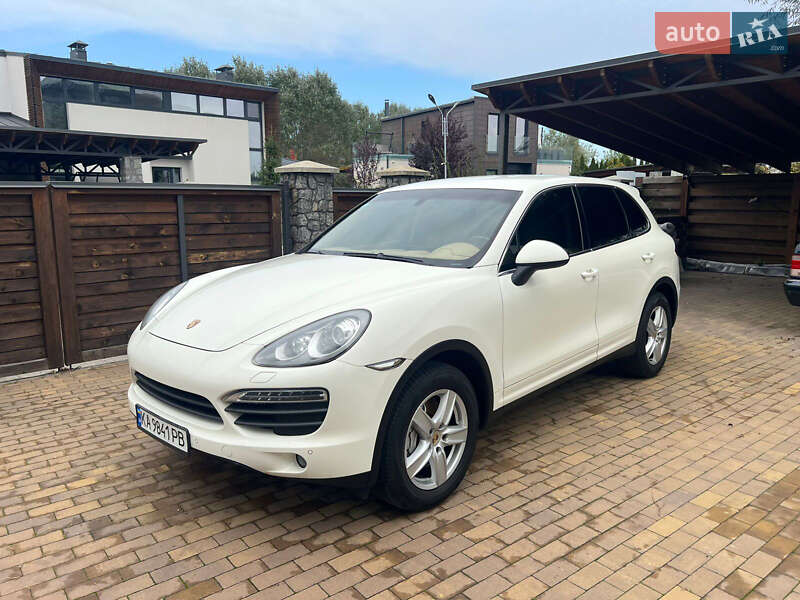 Porsche Cayenne 2011