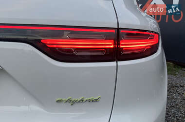 Внедорожник / Кроссовер Porsche Cayenne 2019 в 