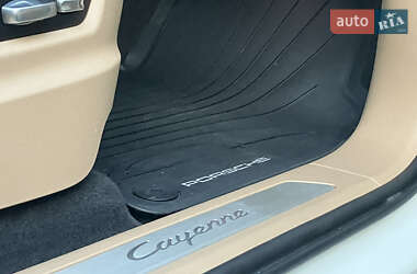 Внедорожник / Кроссовер Porsche Cayenne 2019 в 