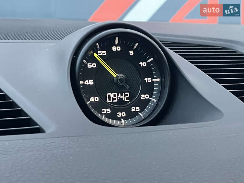 Внедорожник / Кроссовер Porsche Cayenne 2019 в Львове