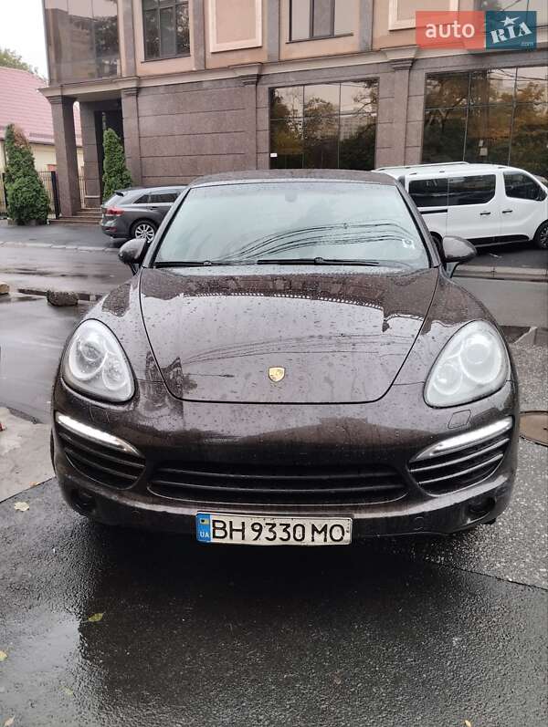 Позашляховик / Кросовер Porsche Cayenne 2013 в Одесі