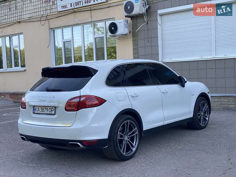 Позашляховик / Кросовер Porsche Cayenne 2013 в Ніжині