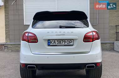 Внедорожник / Кроссовер Porsche Cayenne 2013 в 