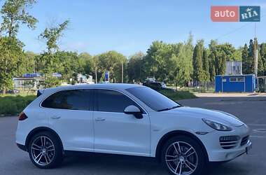 Внедорожник / Кроссовер Porsche Cayenne 2013 в 