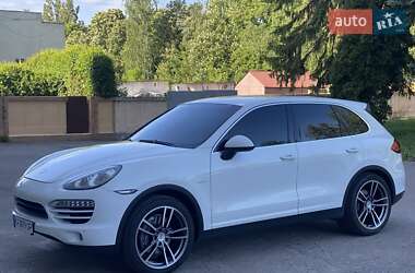 Внедорожник / Кроссовер Porsche Cayenne 2013 в 