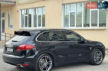 Внедорожник / Кроссовер Porsche Cayenne 2013 в 