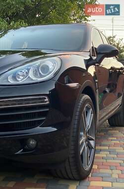 Внедорожник / Кроссовер Porsche Cayenne 2013 в 