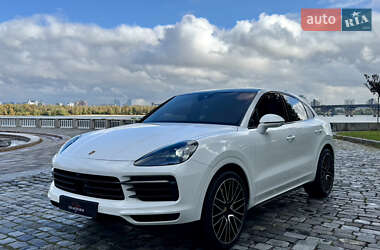 Позашляховик / Кросовер Porsche Cayenne 2019 в 