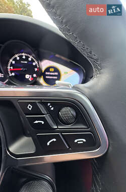 Позашляховик / Кросовер Porsche Cayenne 2019 в 