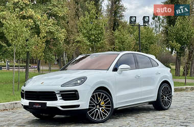 Позашляховик / Кросовер Porsche Cayenne 2019 в 