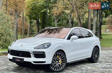 Позашляховик / Кросовер Porsche Cayenne 2019 в 