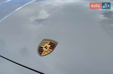 Позашляховик / Кросовер Porsche Cayenne 2019 в 