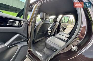 Позашляховик / Кросовер Porsche Cayenne 2018 в 
