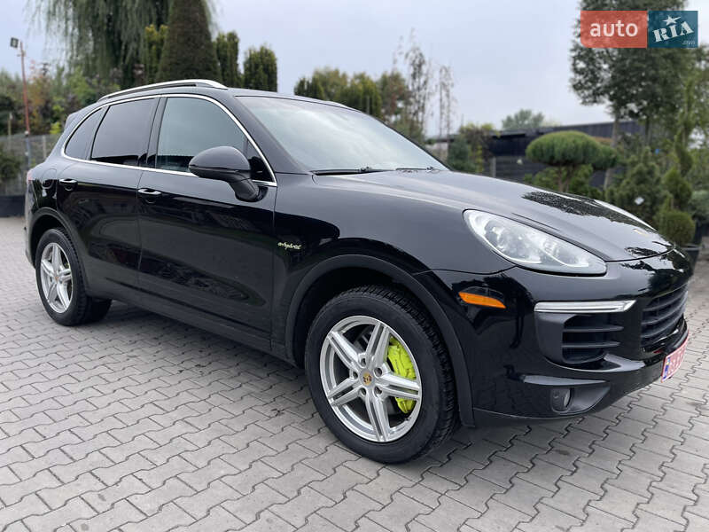 Внедорожник / Кроссовер Porsche Cayenne 2015 в Луцке фото 4 Внедорожник / Кроссовер Porsche Cayenne 2015 в Луцке