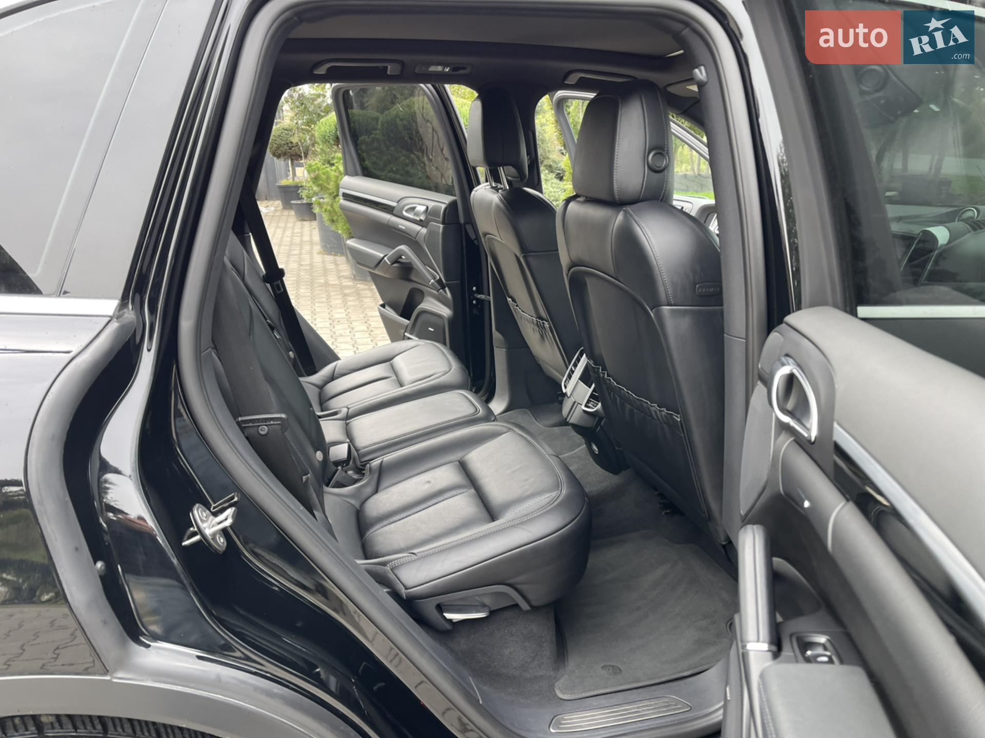 2015 Porsche Cayenne - мініатюра 18