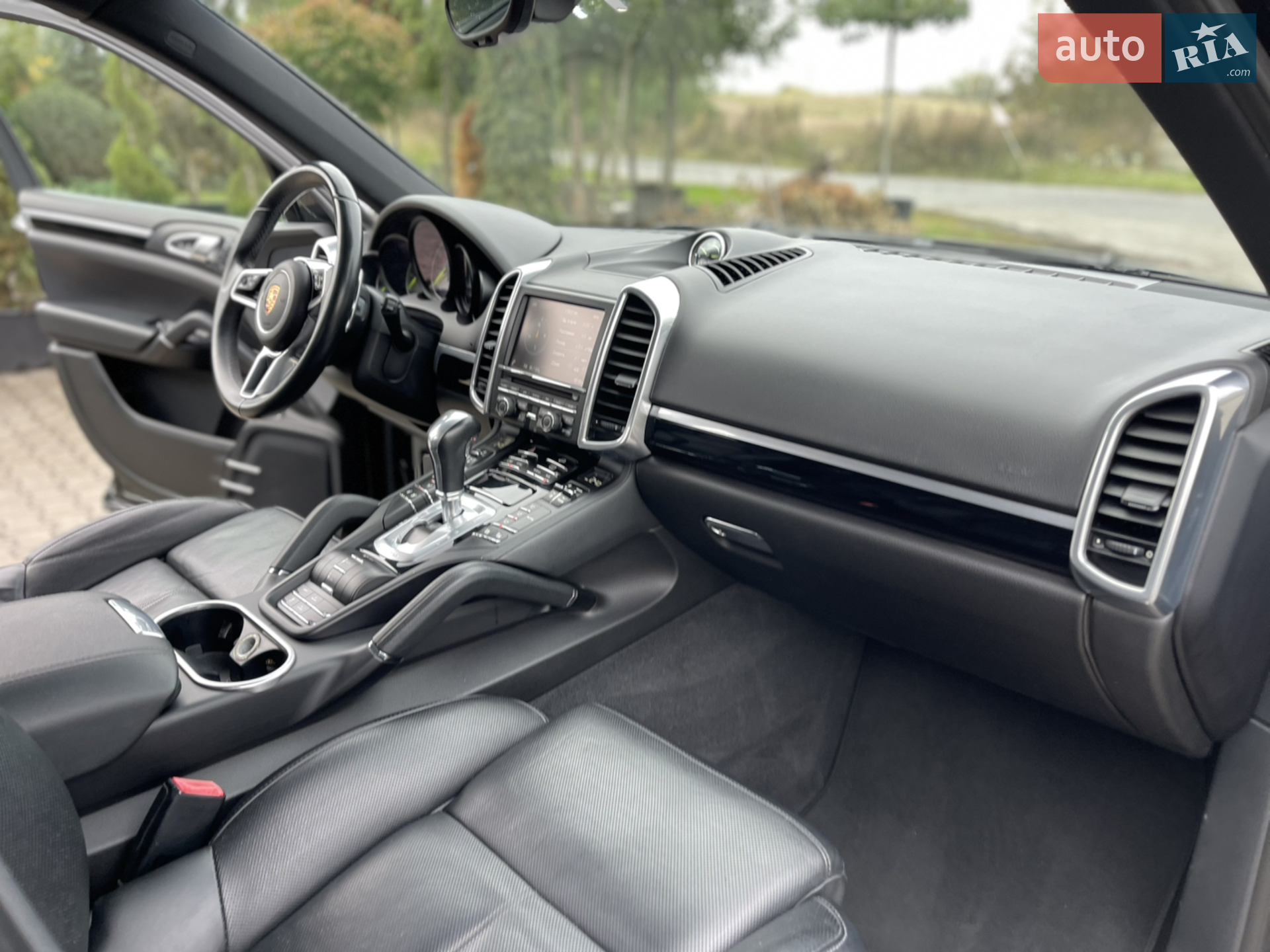 2015 Porsche Cayenne - мініатюра 24