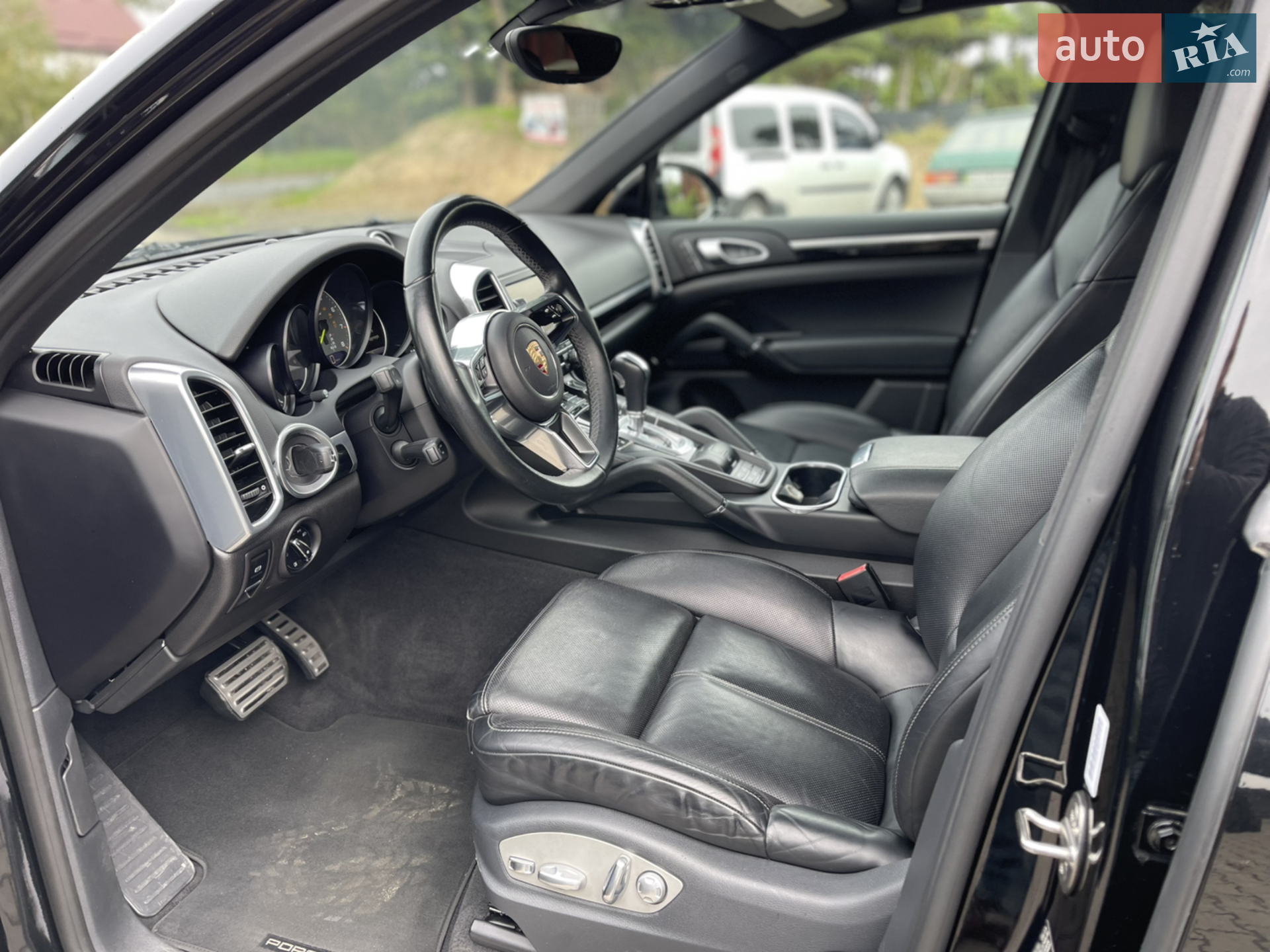 2015 Porsche Cayenne - мініатюра 30
