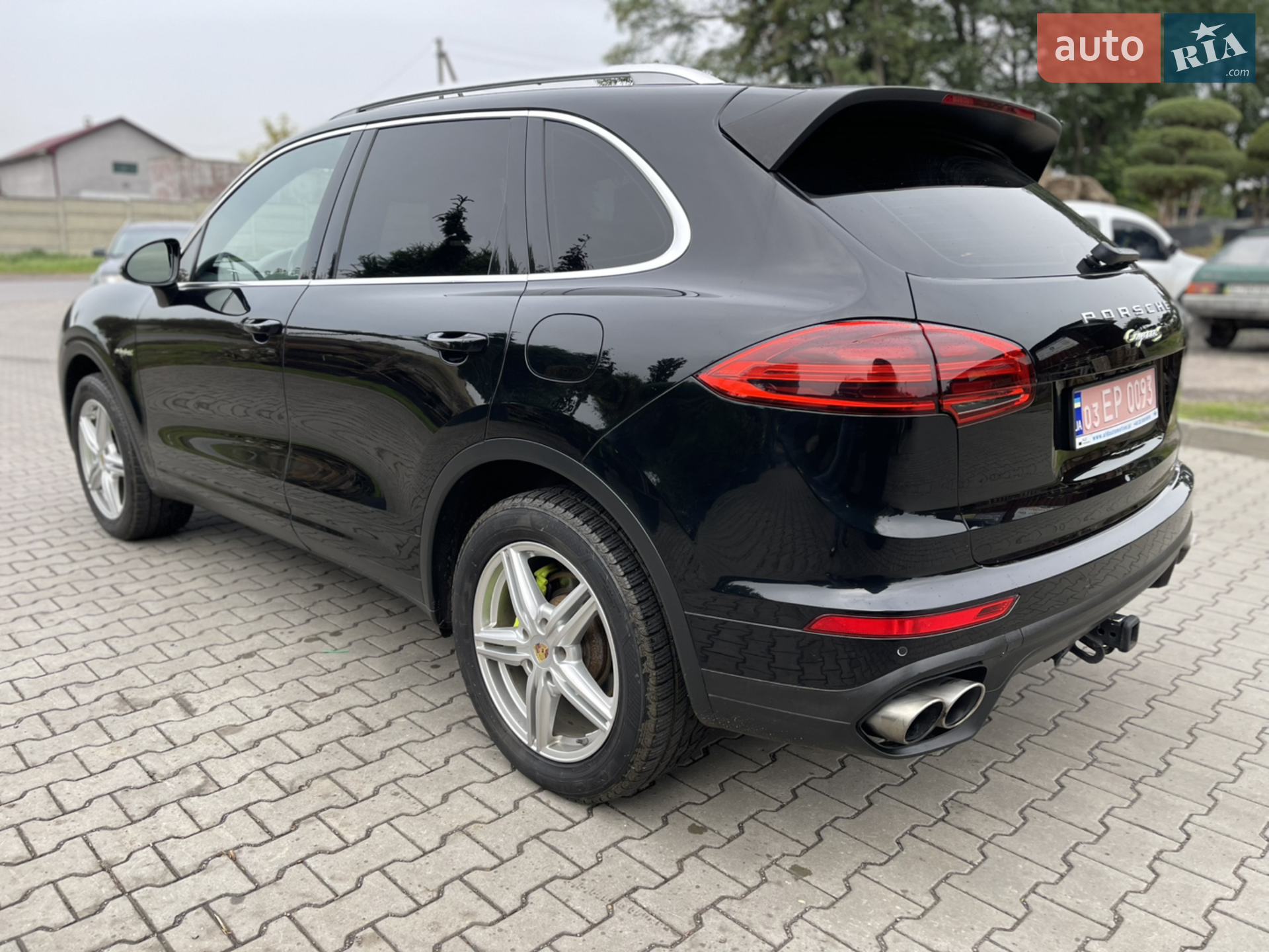 2015 Porsche Cayenne - мініатюра 11