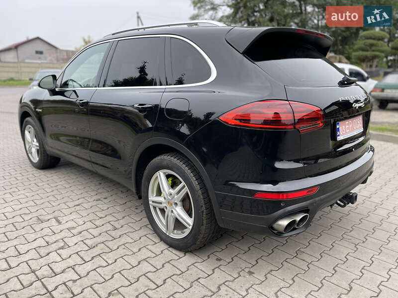 Внедорожник / Кроссовер Porsche Cayenne 2015 в Луцке фото 11 Внедорожник / Кроссовер Porsche Cayenne 2015 в Луцке