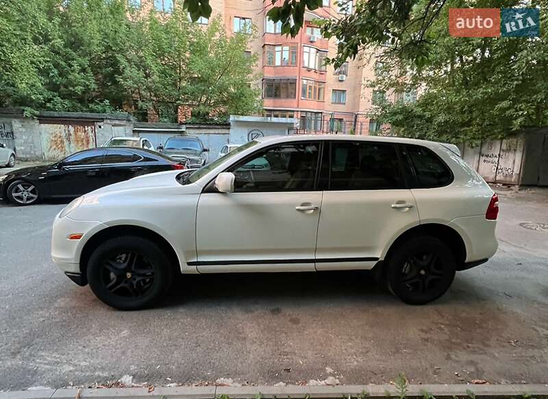 Внедорожник / Кроссовер Porsche Cayenne 2008 в 