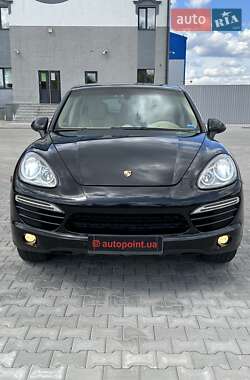 Внедорожник / Кроссовер Porsche Cayenne 2014 в Белогородке