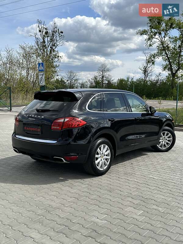 Позашляховик / Кросовер Porsche Cayenne 2014 в Білогородці