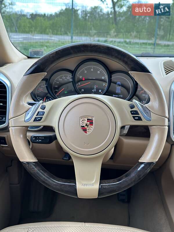 Позашляховик / Кросовер Porsche Cayenne 2014 в Білогородці