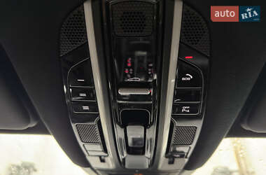 Позашляховик / Кросовер Porsche Cayenne 2019 в 