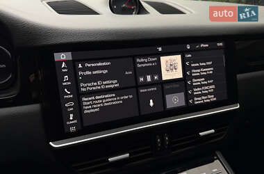 Позашляховик / Кросовер Porsche Cayenne 2019 в 