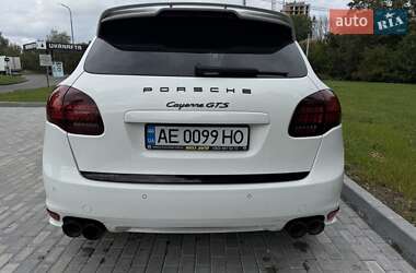 Внедорожник / Кроссовер Porsche Cayenne 2013 в 