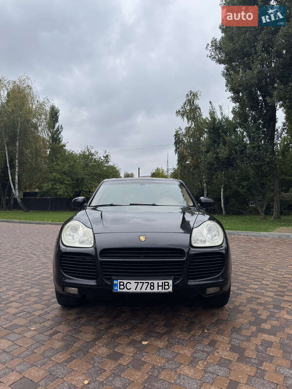 Porsche Cayenne 2005
