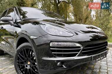 Внедорожник / Кроссовер Porsche Cayenne 2014 в 